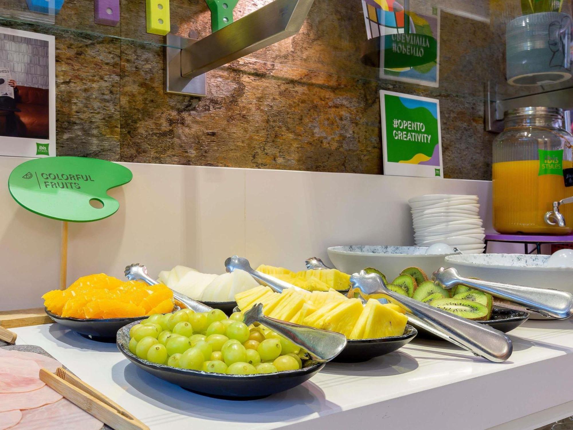 Ibis Styles Madrid Prado — Photos 1